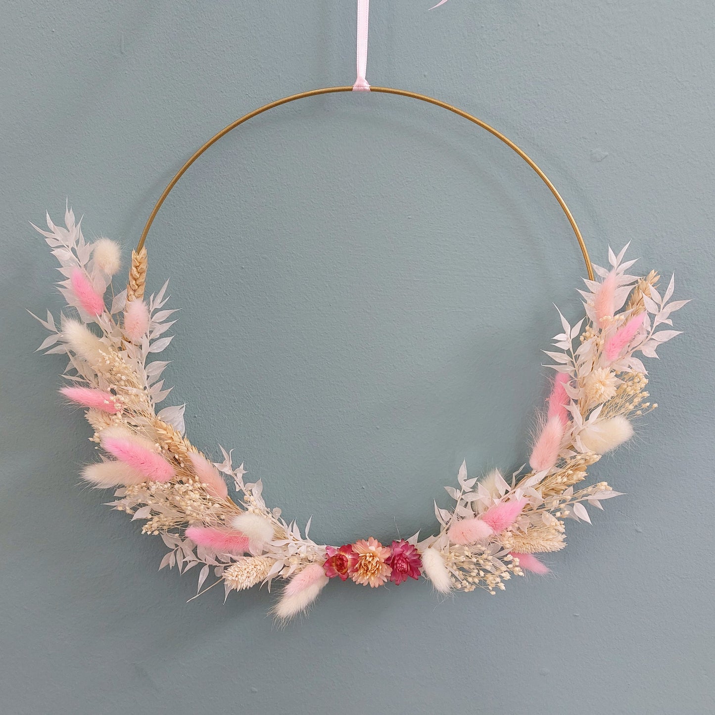 Flower-Loop aus Trockenblumen binden am 25.10.2025 um 19.00 Uhr - ca. 21.00 Uhr
