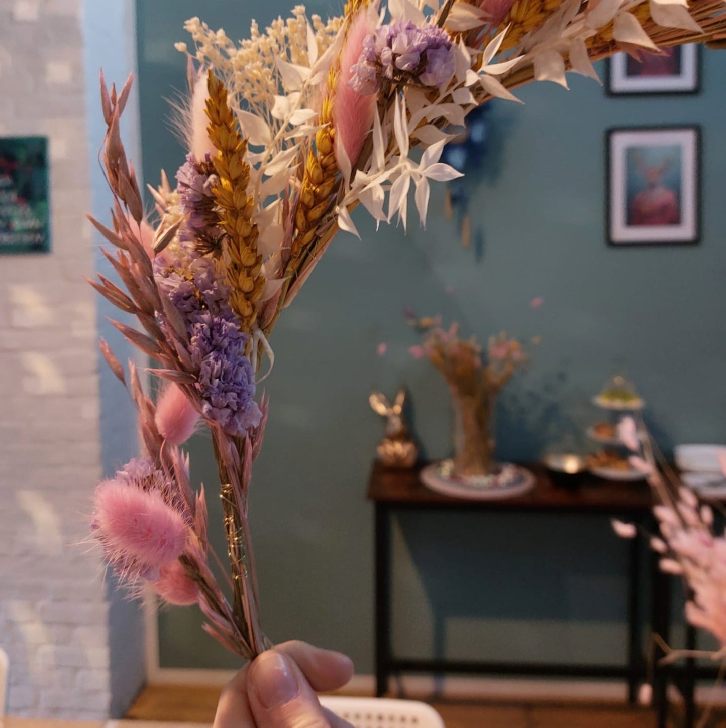 Flower-Loop aus Trockenblumen binden am 25.10.2025 um 19.00 Uhr - ca. 21.00 Uhr